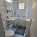 Kristall F Apartment *