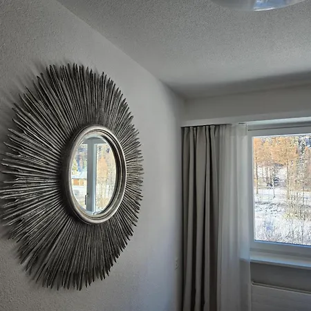 Kristall F Saas-Grund